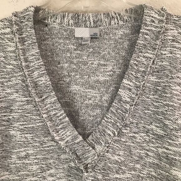 14th & Union gray V-neck tunic sweater XL - Picture 2 of 7